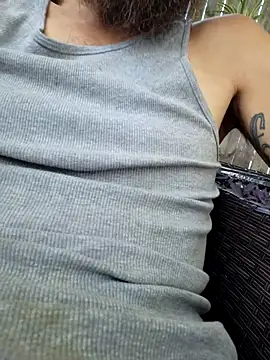 SUCKMEDEEP69 online show from 10.15.25