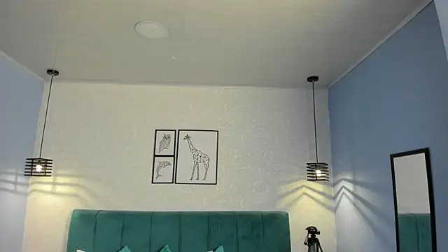 ninna curly online show from 12.02.25