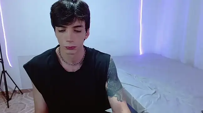 H3ll B0I online show from 03.15.25