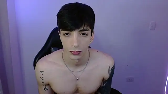 Snapshot of H3ll_B0I chatting on 02.25.26 H3ll B0I online show from 02.25.26