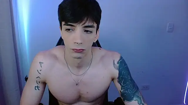 Snapshot of H3ll_B0I chatting on 02.28.26 H3ll B0I online show from 02.28.26