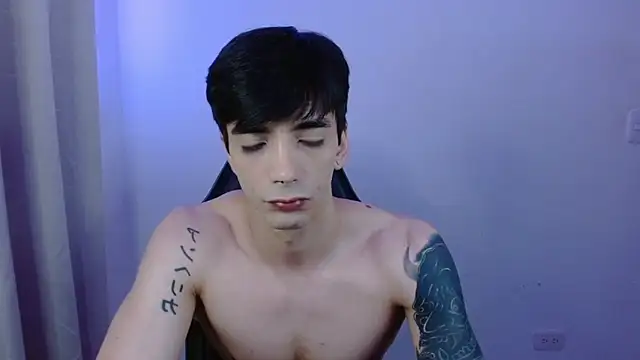 Snapshot of H3ll_B0I chatting on 03.21.26 H3ll B0I online show from 03.21.26