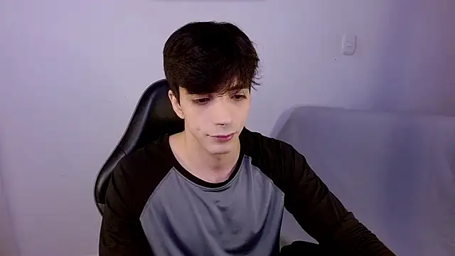 Snapshot of H3ll_B0I chatting on 06.22.26 H3ll B0I online show from 06.22.26
