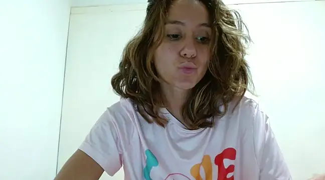 venus11 online show from 02.13.25