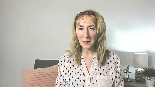 MargaretMilf69 online show from 02.12.25