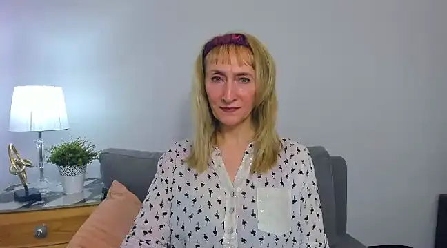 MargaretMilf69 online show from 03.10.25
