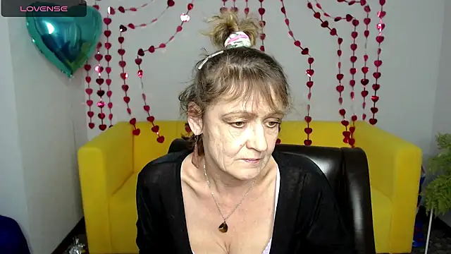 SexyGrandma  online show from 02.11.25