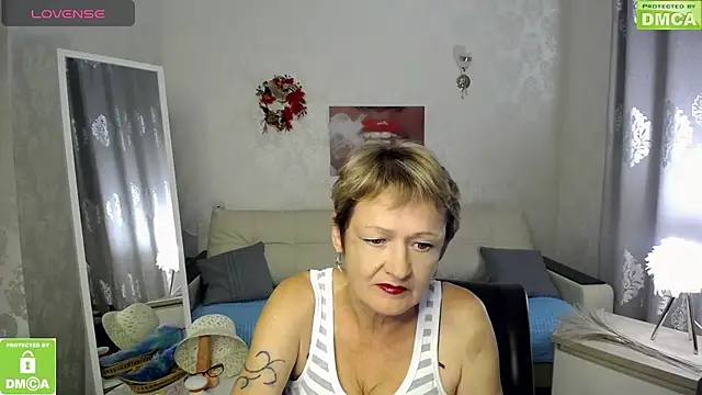 SexyGrandma  online show from 09.16.25