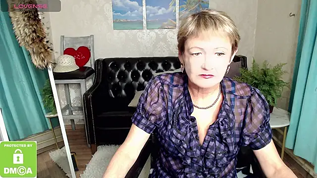 SexyGrandma  online show from 10.01.25