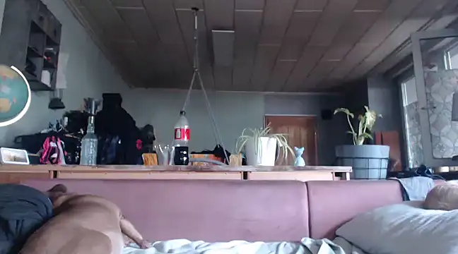 Snapshot of Astrid-Gilbert chatting on 02.21.25 Astrid-Gilbert online show from 02.21.25