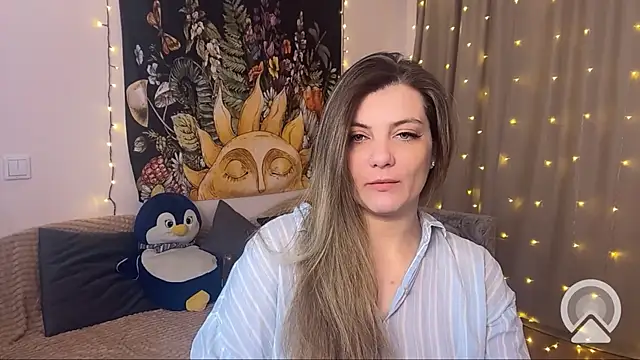 Snapshot of SweetyKatherine chatting on 03.18.25 SweetyKatherine online show from 03.18.25