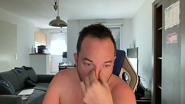 Funnyjul31 online show from 03.15.25