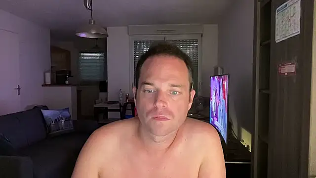 Funnyjul31 online show from 09.17.25