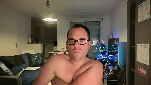 Funnyjul31 online show from 12.14.25