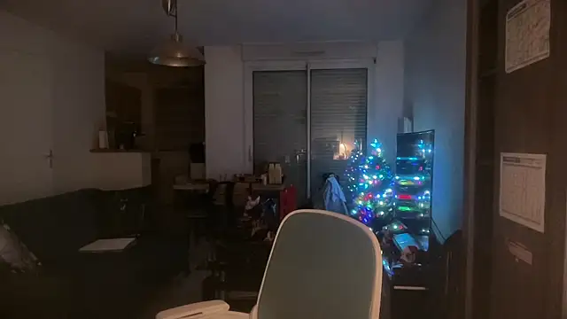 Funnyjul31 online show from 12.16.25