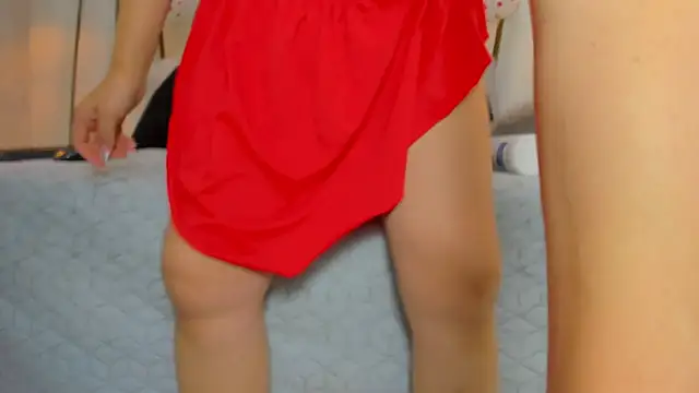 Snapshot of violet_gray_ chatting on 02.13.26 violet gray online show from 02.13.26