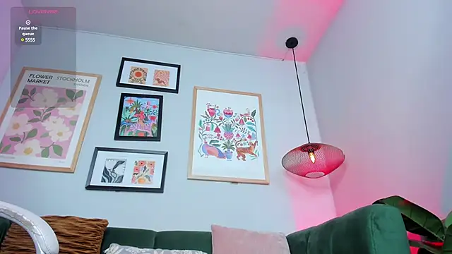 Snapshot of nina__dixon chatting on 02.16.25 nina dixon online show from 02.16.25