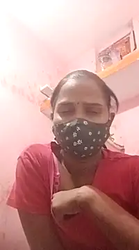 Snapshot of runi31 chatting on 02.25.25 runi31 online show from 02.25.25