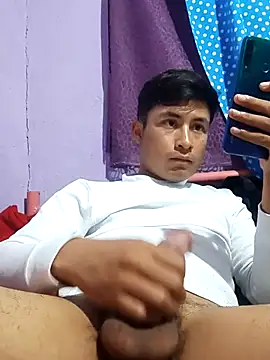 Snapshot of EduardoEspinoza12 chatting on 09.26.25 EduardoEspinoza12 online show from 09.26.25