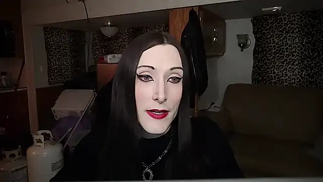 Snapshot of Ivyrose4999 chatting on 02.19.25 Ivyrose4999 online show from 02.19.25