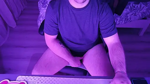 Snapshot of alexx0904 chatting on 11.08.25 alexx0904 online show from 11.08.25