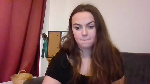 LeshWatchesYou online show from 01.26.25