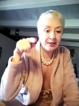 divinaerotica online show from 02.17.26