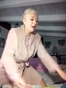 divinaerotica online show from 03.17.26