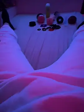 Snapshot of cobr-2024 chatting on 02.20.25 cobr-2024 online show from 02.20.25