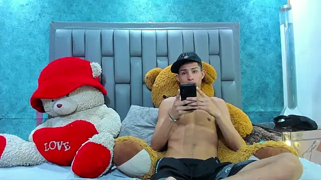 Sexys Hornys Boys online show from 03.13.25