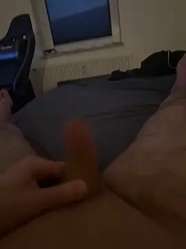 Mo 2003 online show from 02.02.25