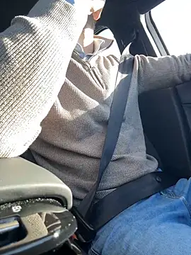 Snapshot of bullyboyy chatting on 03.18.25 bullyboyy online show from 03.18.25