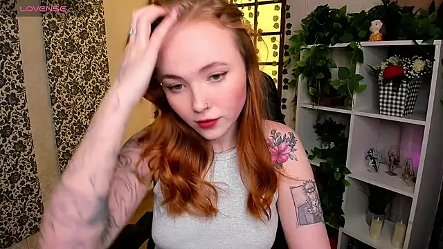 Maya Light online show from 03.01.25