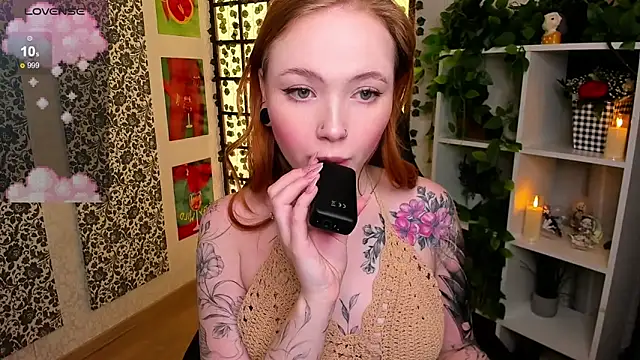 Maya Light online show from 03.07.25