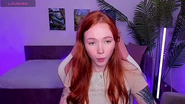 Maya Light online show from 09.16.25