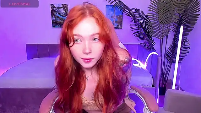 Maya Light online show from 09.27.25