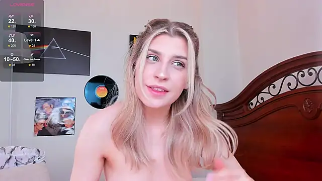 Snapshot of heartseduction chatting on 10.05.25 heartseduction online show from 10.05.25