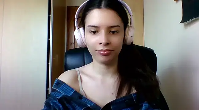 LariceSexy online show from 03.17.25