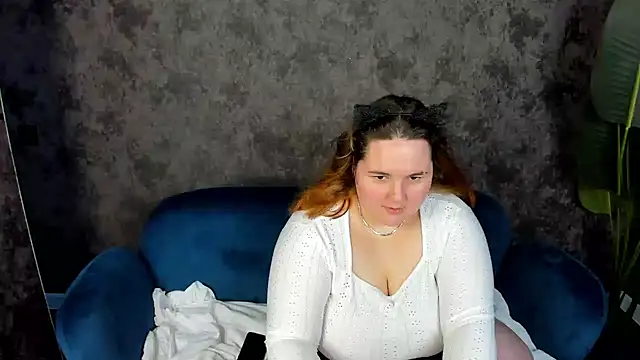 Helga Fitzgerald online show from 02.05.25