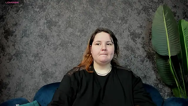 Helga Fitzgerald online show from 03.05.25