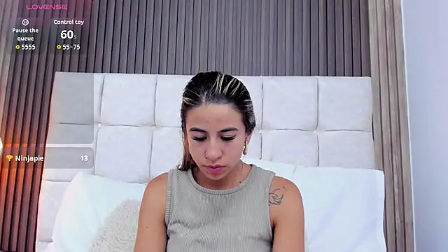 Ariana greenblat online show from 06.01.26
