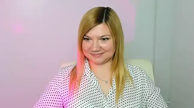 Lola moree online show from 03.14.25