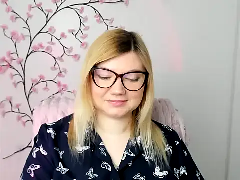 Lola moree online show from 03.07.26