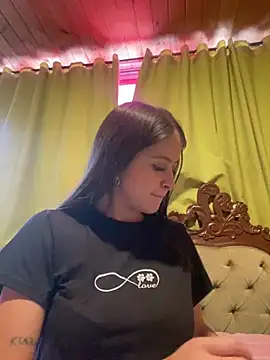 Miliboobs  online show from 02.28.25