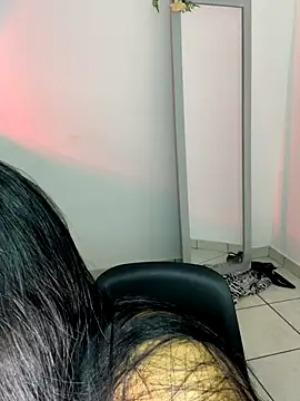 meli ortiz  online show from 09.18.25