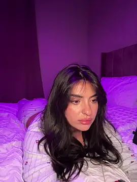 Snapshot of cute_carly_ chatting on 02.22.25 cute carly online show from 02.22.25