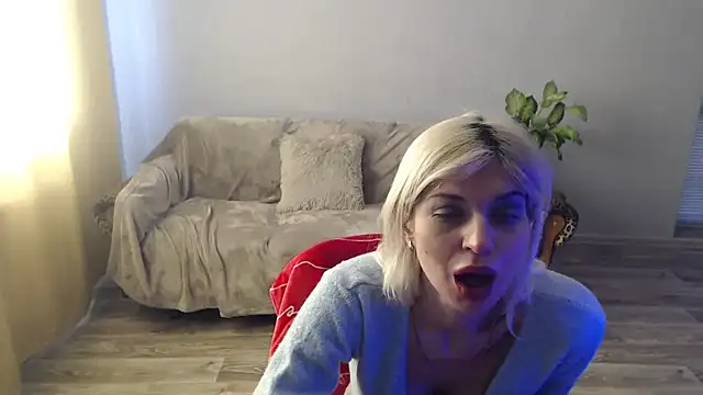 Snapshot of SexyBeatriice chatting on 02.27.26 SexyBeatriice online show from 02.27.26