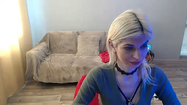 Snapshot of SexyBeatriice chatting on 04.04.26 SexyBeatriice online show from 04.04.26