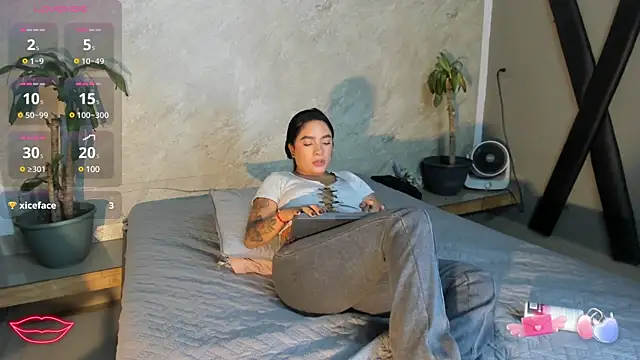 Estefy gomez09 online show from 02.12.25