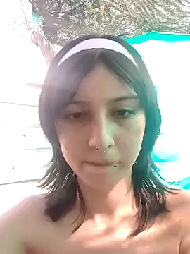 Maiden-Hot online show from 02.04.25